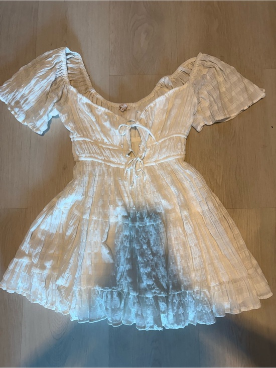 Olivaceous Dresses & Skirts - Olivaceous White Mini Dress Size M